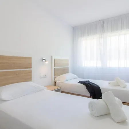 Apartment 3 Bedroom Amazing In